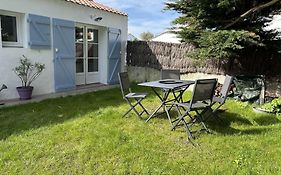 Charmante Maison Plain Pied A 1.5Km De La Plage - 4 Couchages - Jardin, Proche Commerces Et Cinema - Fr-1-224B-212